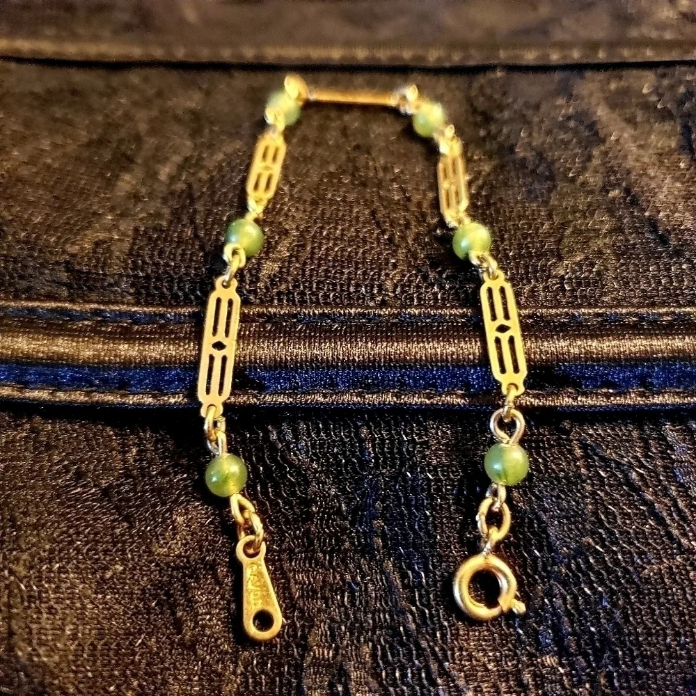 Avon child bracelet